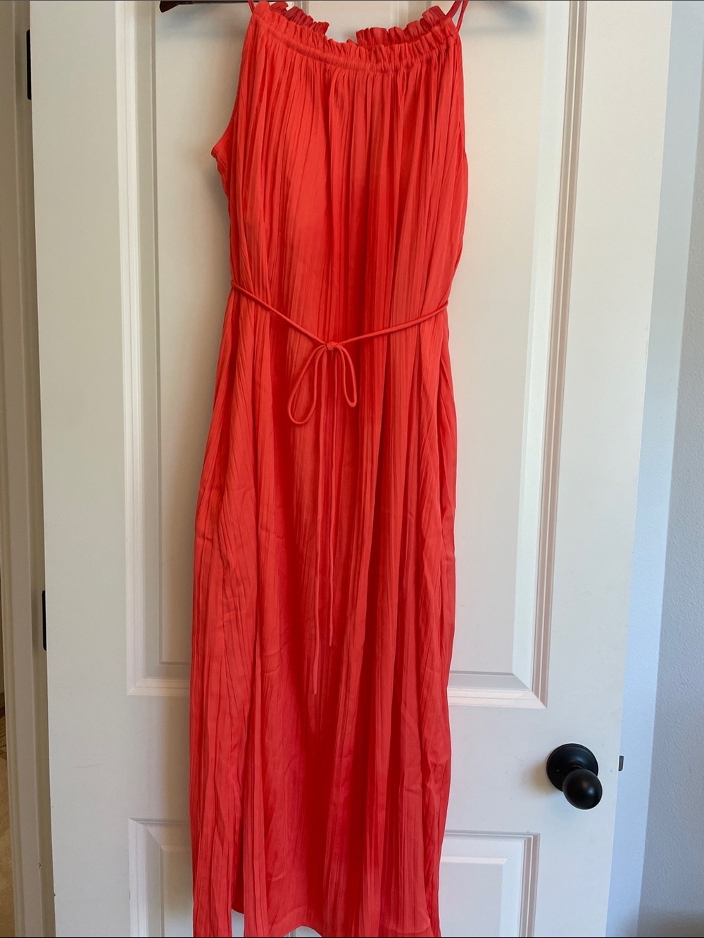 Womens Sleeveless Belted Midi Dress in Coral